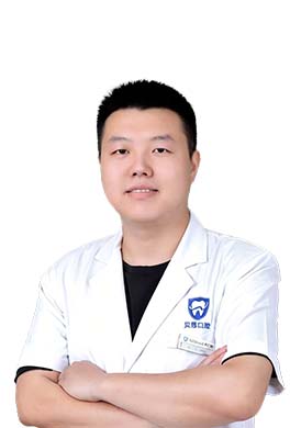 崔鹏游